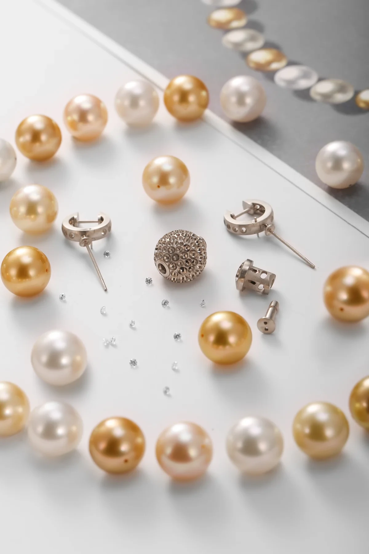Pearls · Colour and lustre